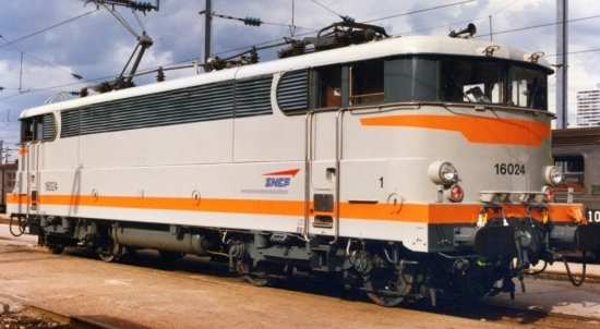 Electric Locomotive BB 16000 with Sound<br /><a href='images/pictures/Roco/72461.jpg' target='_blank'>Full size image</a>